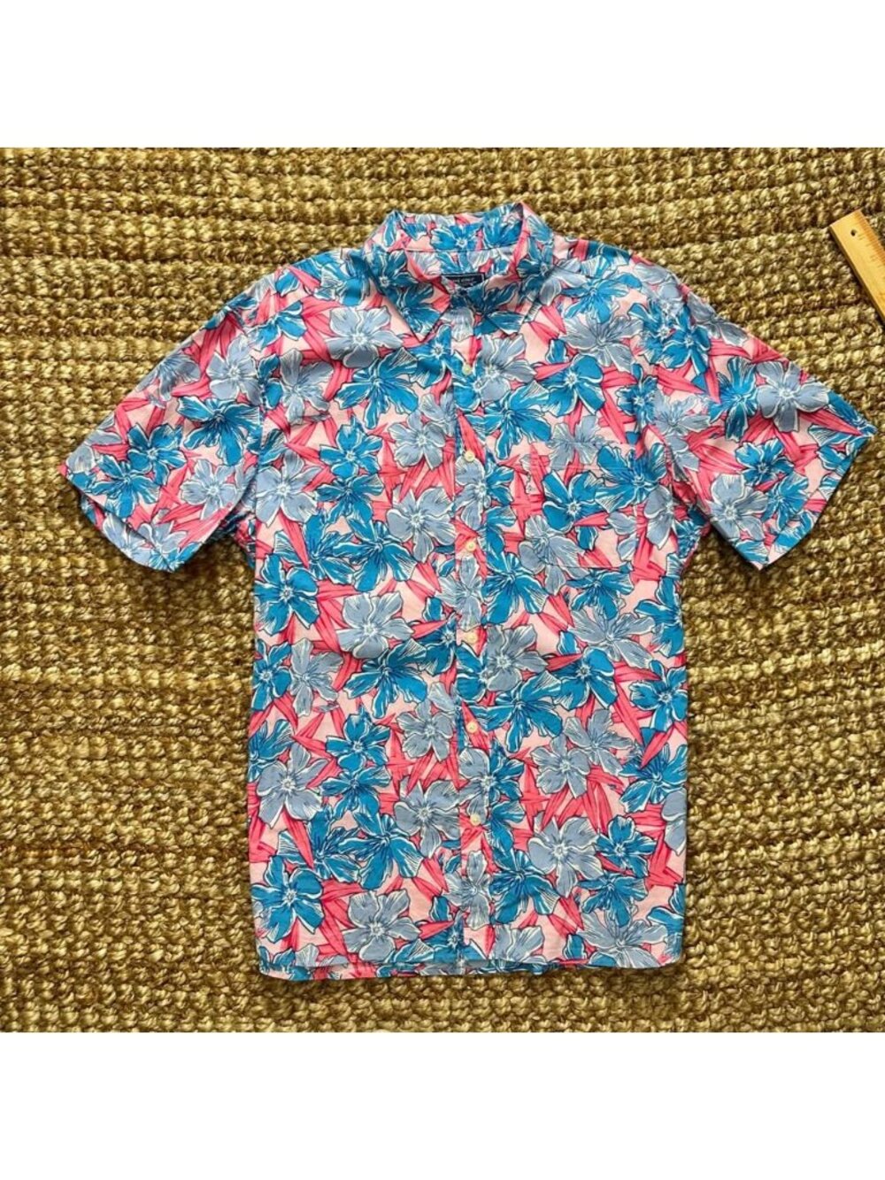 Vineyard Vines Large Mens Short Sleeve Button Up Shirt Floral Pink Blue Large